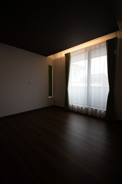 14Etei_bedroom-light